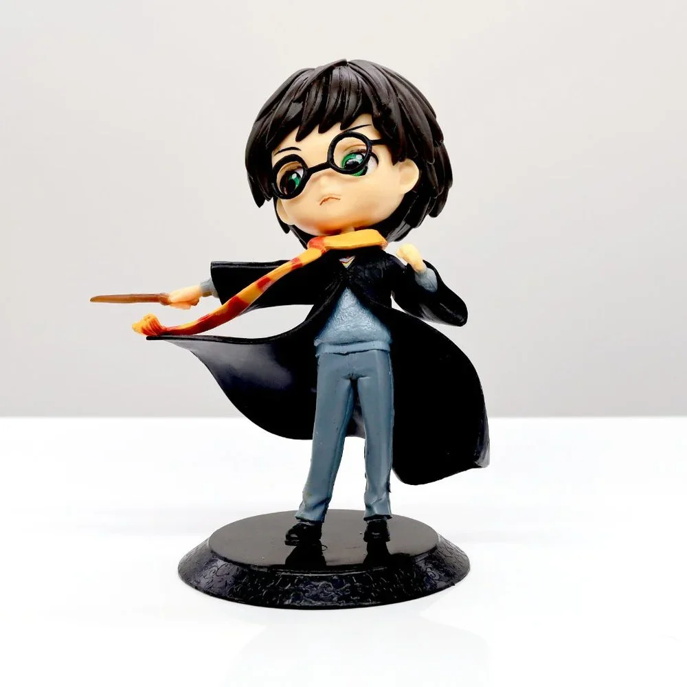 Harry Potter theme color bracelet with figurine included. - Picture 3 of 3